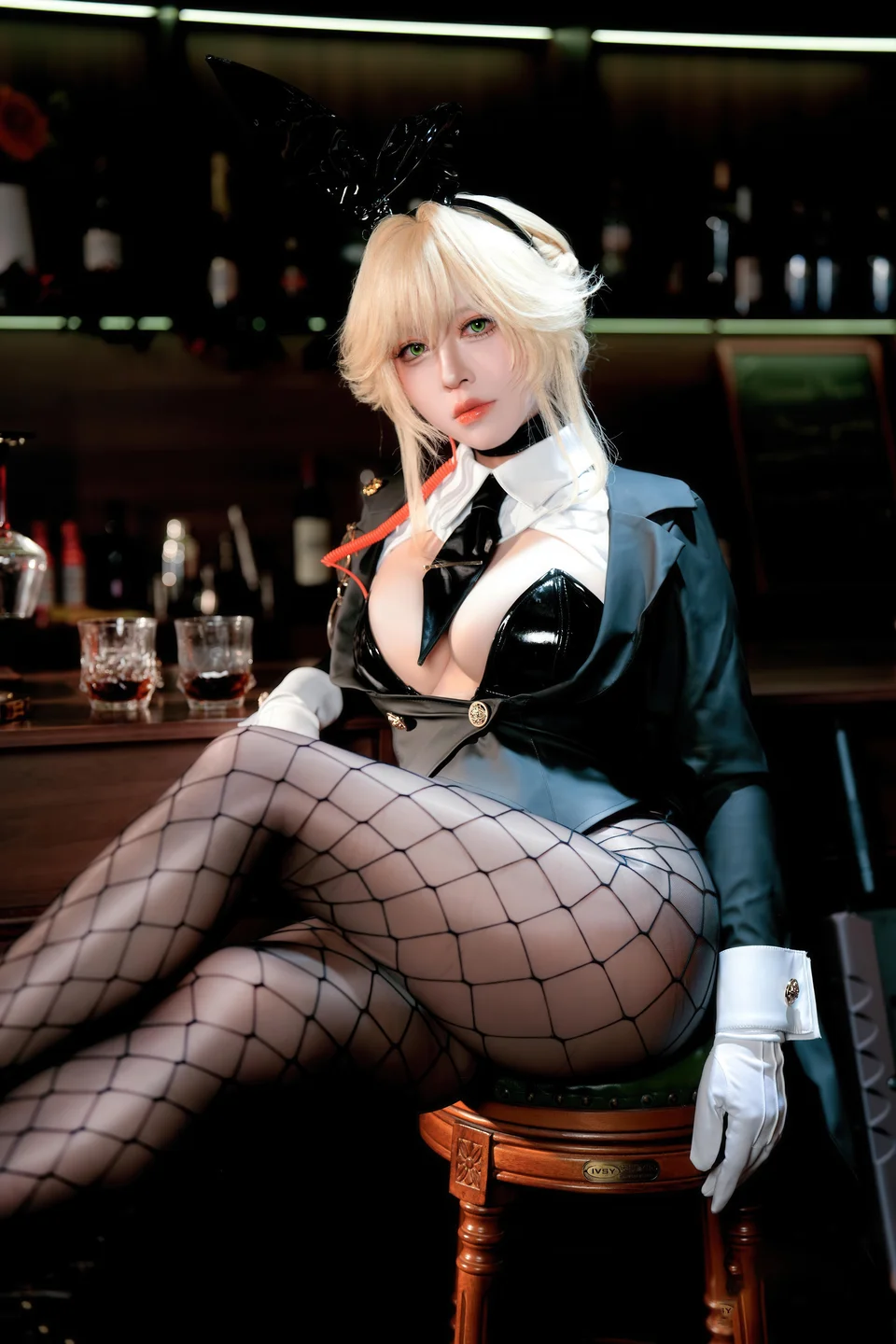 半半子_No095_Nikke：胜利女神_爱德兔女郎_愛德ェントバニー_62P,1V_436MB tg@simisebaisi 【丝足阁】017.webp